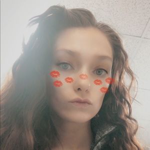 Meet your Posher, Kenllie